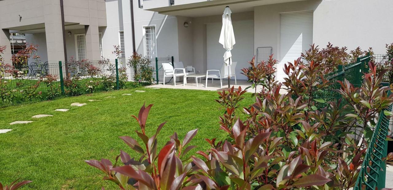 Caseospitali - Casa Azzurra, Incantevole Bilocale Con Giardino Cernusco sul Naviglio Kültér fotó